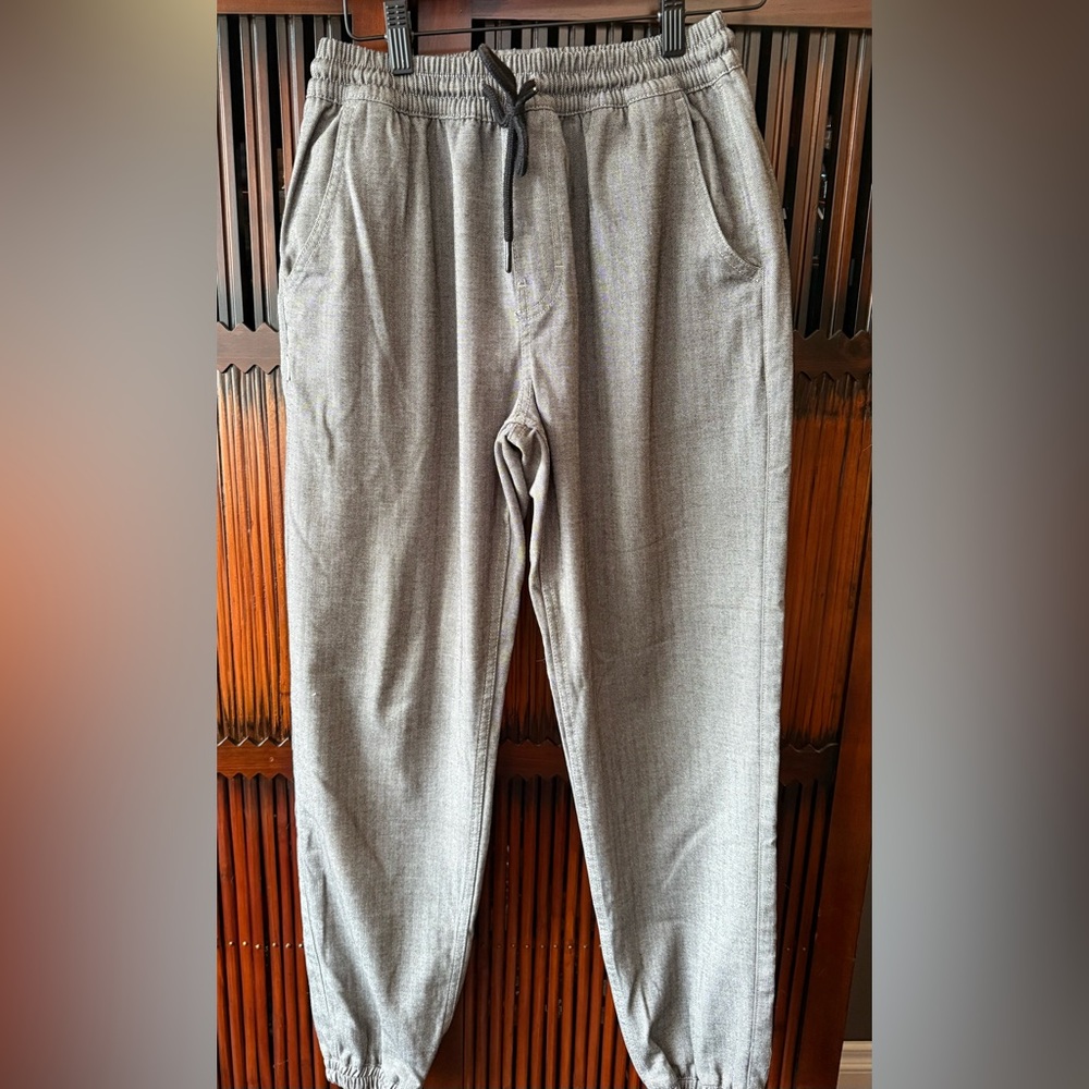 Women's Gray Houndstooth Joggers